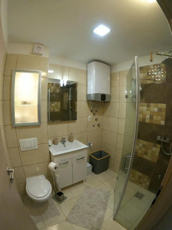Apartment Natalia Valbandon Croatia